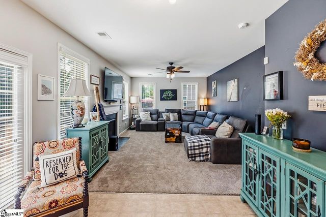 235 Castleton Circle, Boiling Springs, SC 29316