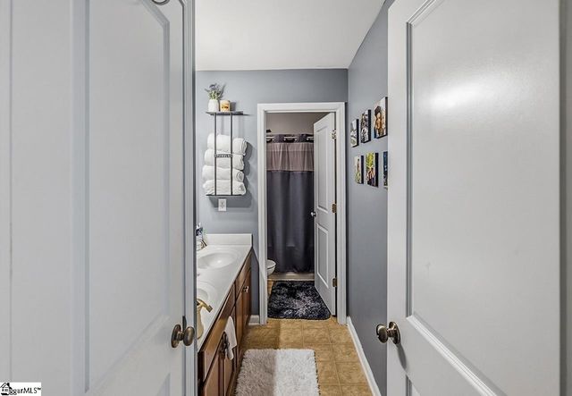 235 Castleton Circle, Boiling Springs, SC 29316
