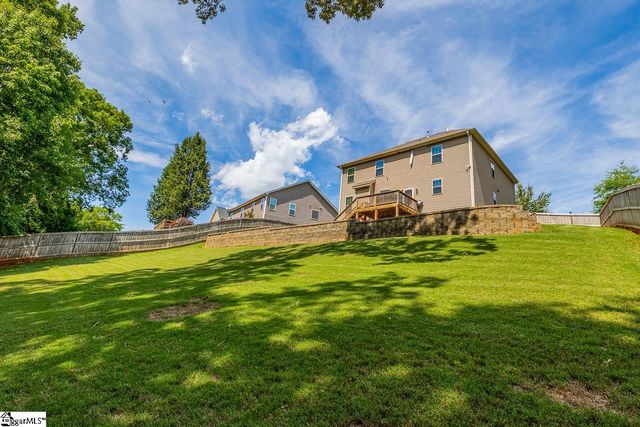 235 Castleton Circle, Boiling Springs, SC 29316
