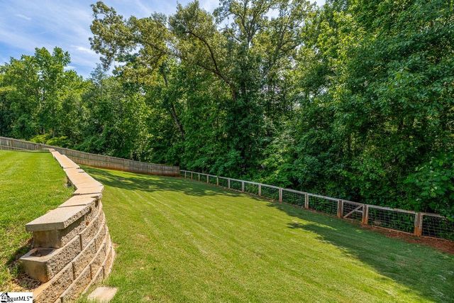 235 Castleton Circle, Boiling Springs, SC 29316