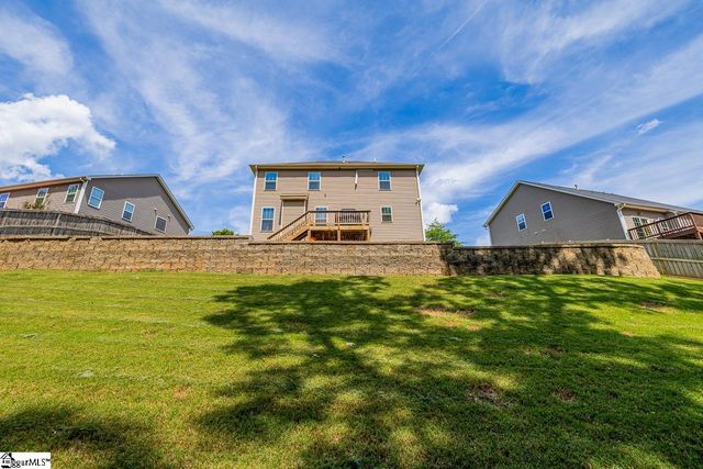 235 Castleton Circle, Boiling Springs, SC 29316