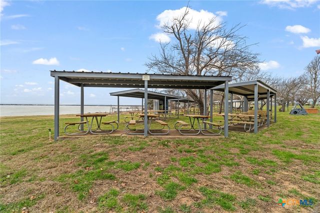 201 Sycamore, Tow, TX 78672