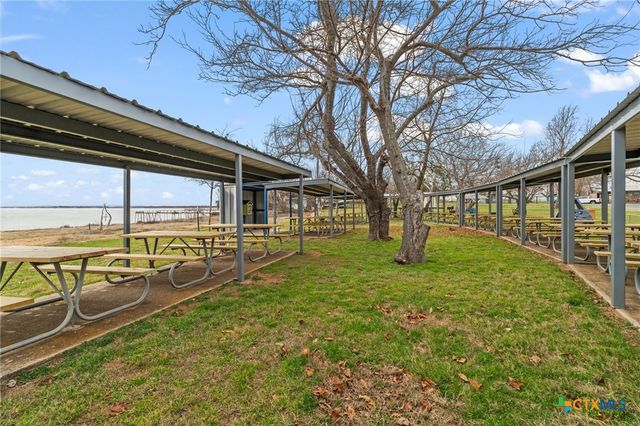201 Sycamore, Tow, TX 78672