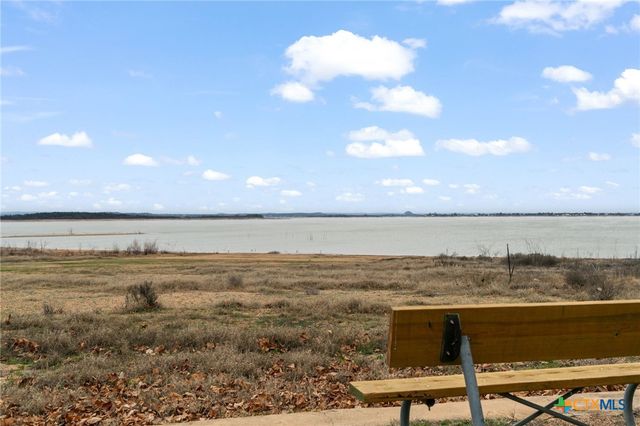 201 Sycamore, Tow, TX 78672