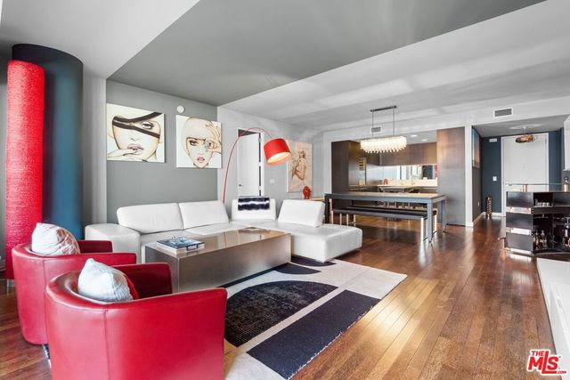 6250 Hollywood Boulevard 12B, Los Angeles, CA 90028