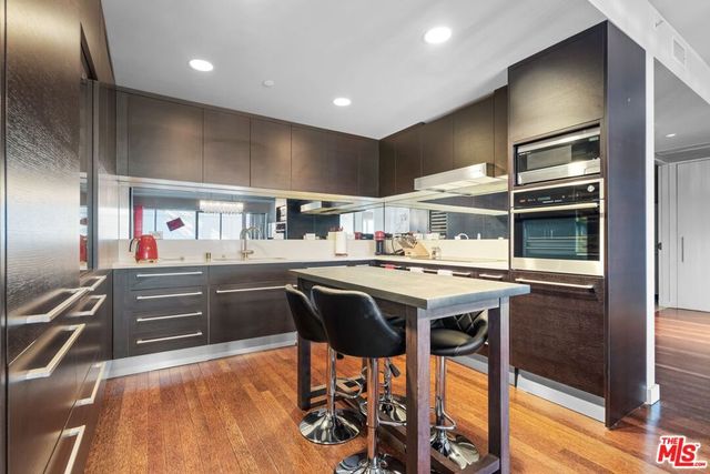 6250 Hollywood Boulevard 12B, Los Angeles, CA 90028