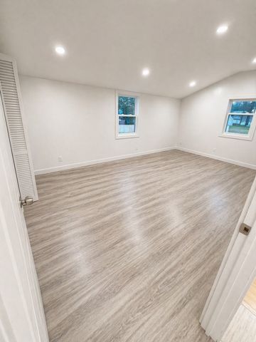 115 Berkshire Avenue, Southwick, MA 01077