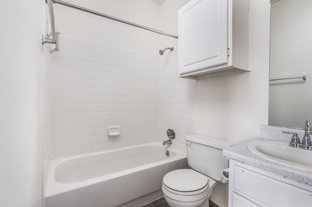 12166 Metric BLVD 230, Austin, TX 78758