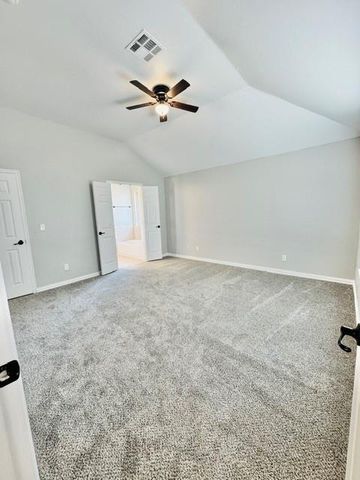 112 W Comanche Avenue, Cashion, OK 73016