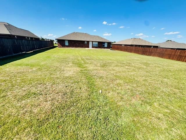 112 W Comanche Avenue, Cashion, OK 73016
