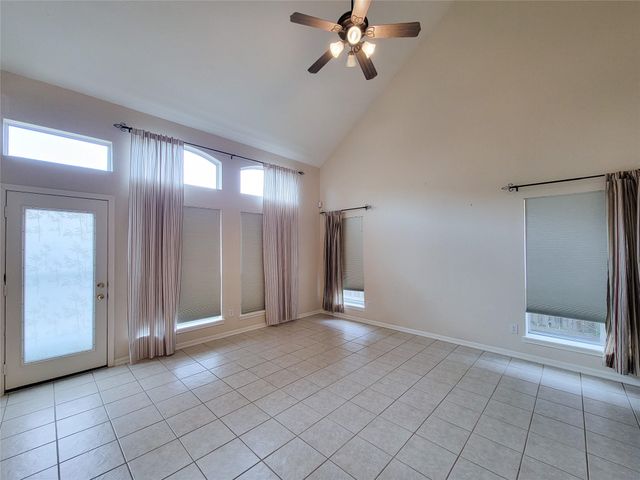 2622 Katie Harbor Drive, Manvel, TX 77578