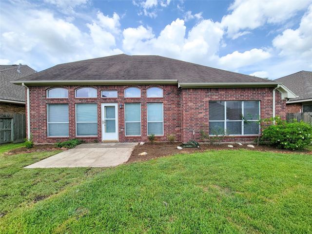 2622 Katie Harbor Drive, Manvel, TX 77578