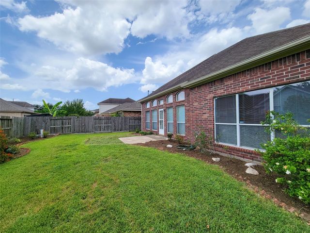 2622 Katie Harbor Drive, Manvel, TX 77578