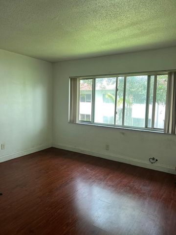 151 SE 6th Avenue 12, Pompano Beach, FL 33060