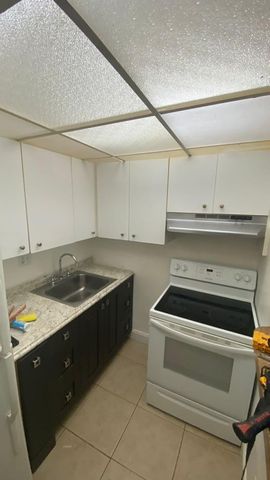 151 SE 6th Avenue 12, Pompano Beach, FL 33060
