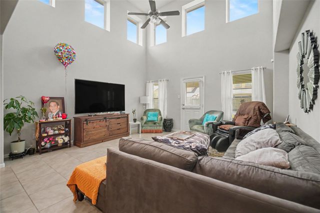 2027 Bravos Manor Lane, Fresno, TX 77545