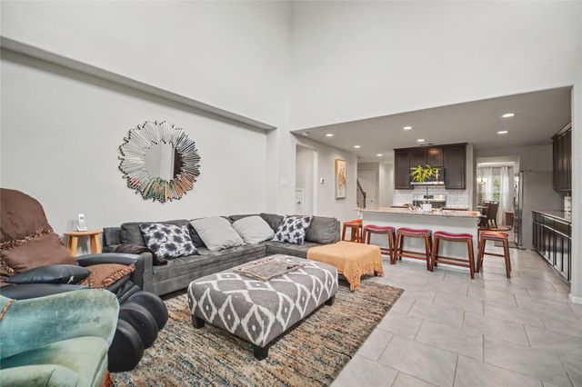 2027 Bravos Manor Lane, Fresno, TX 77545