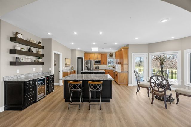 4320 Lucore Road, Marion, IA 52302