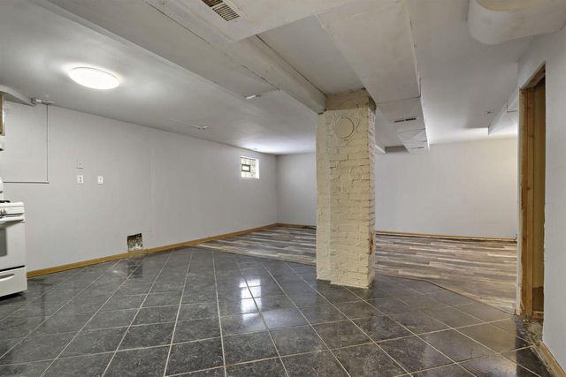 2612 Roosevelt ROAD, Kenosha, WI 53143