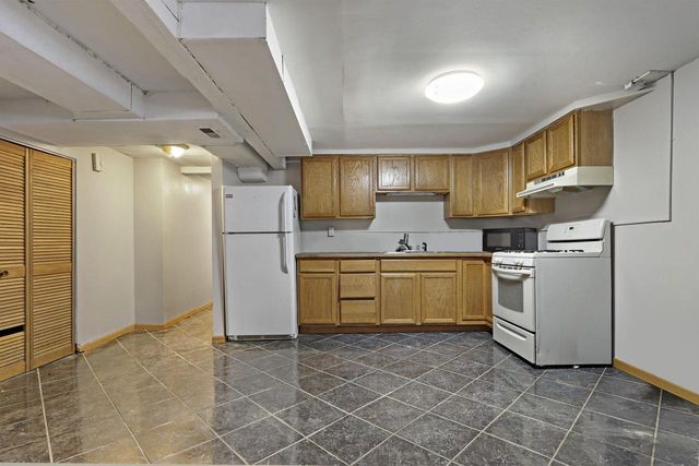 2612 Roosevelt ROAD, Kenosha, WI 53143