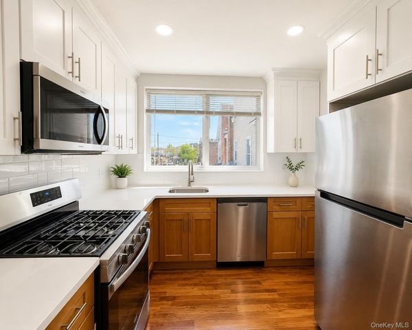 2887 Lamport Place, Bronx, NY 10465
