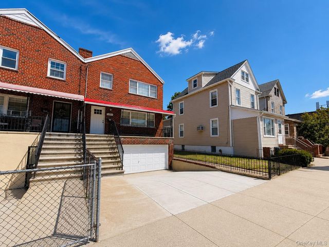 2887 Lamport Place, Bronx, NY 10465