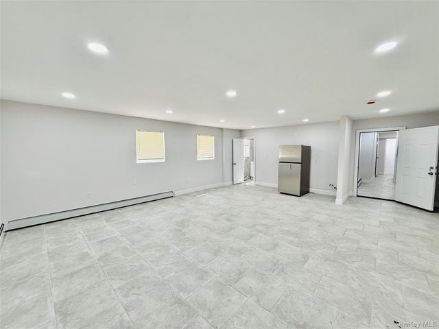 2887 Lamport Place, Bronx, NY 10465