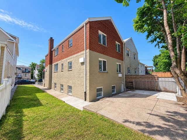 2887 Lamport Place, Bronx, NY 10465