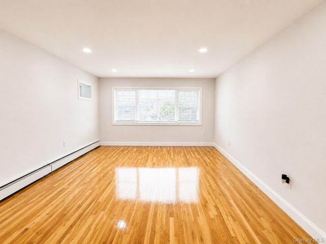 2887 Lamport Place, Bronx, NY 10465