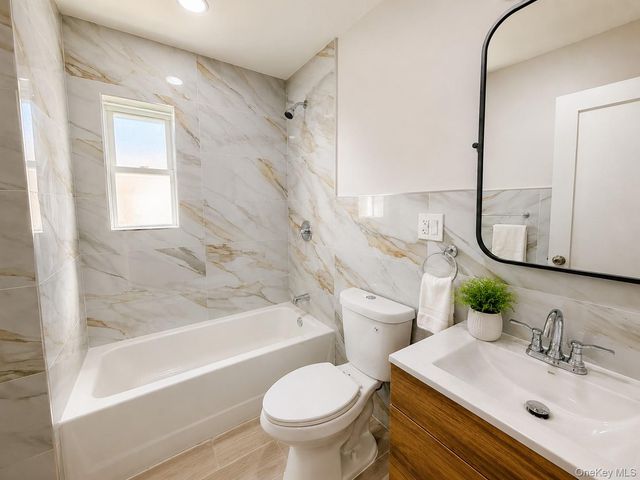 2887 Lamport Place, Bronx, NY 10465