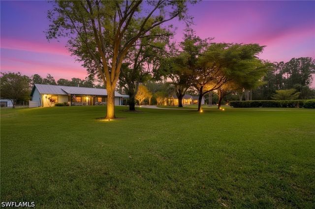 2210 19th ST SW, Naples, FL 34117