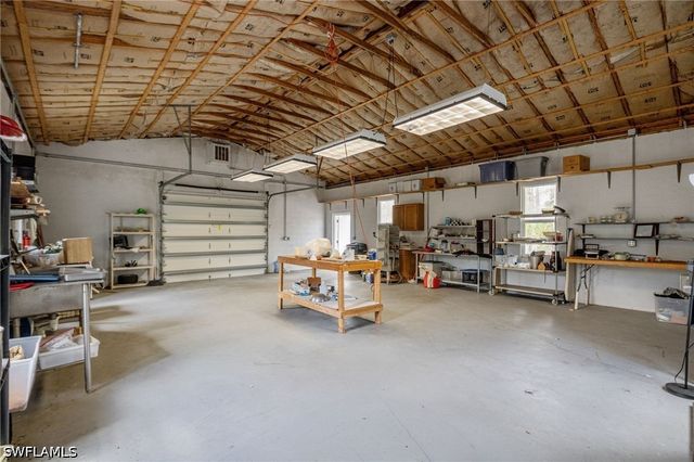 2210 19th ST SW, Naples, FL 34117