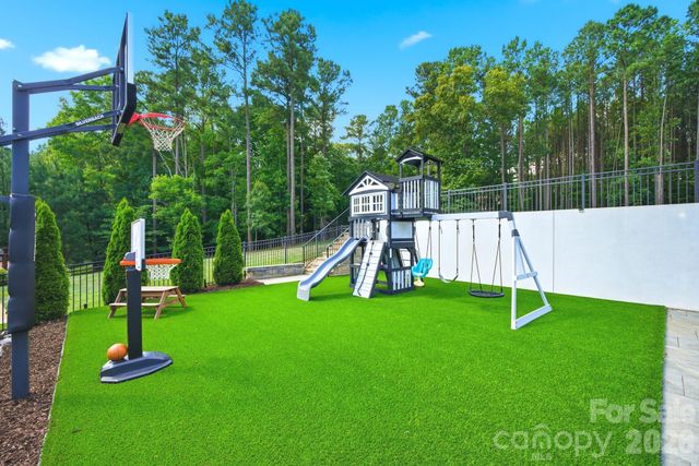 342 Kenway Loop, Mooresville, NC 28117