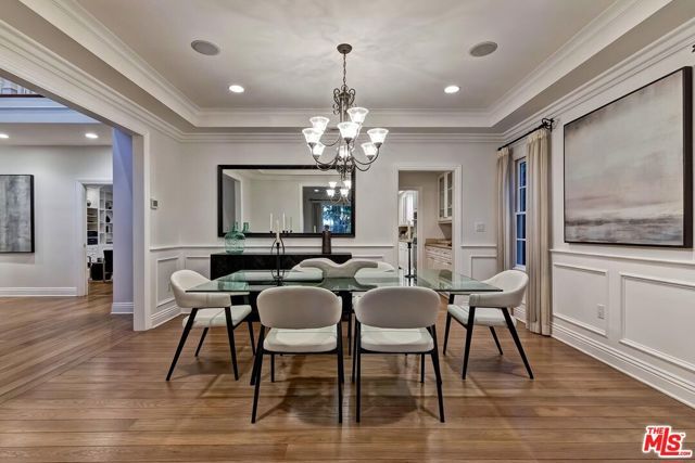 4135 Nagle Avenue, Los Angeles, CA 91423