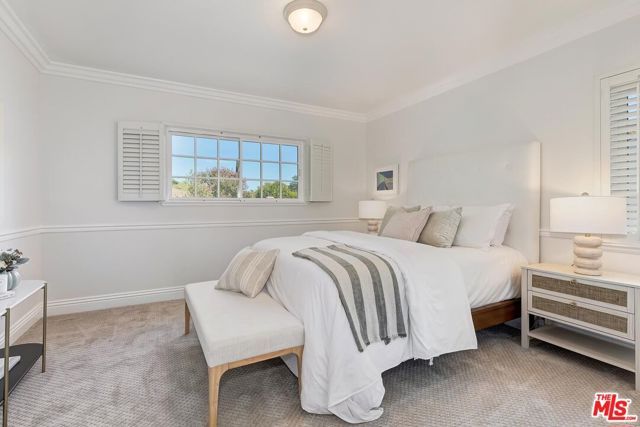 4135 Nagle Avenue, Los Angeles, CA 91423