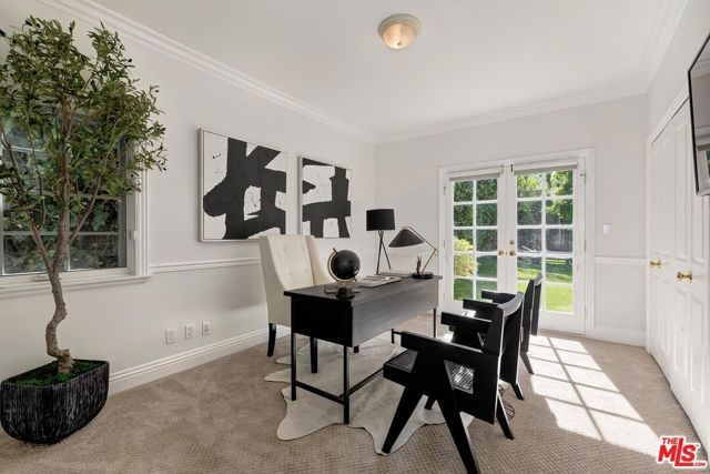 4135 Nagle Avenue, Los Angeles, CA 91423