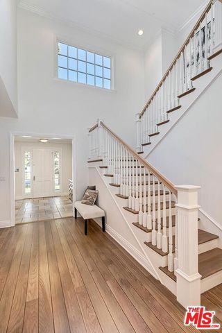 4135 Nagle Avenue, Los Angeles, CA 91423