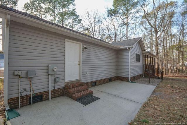 31 Crystal Point, Sanford, NC 27332