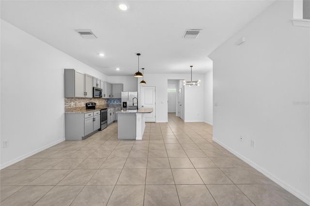 136 MANGROVE SHADE CIRCLE, Apollo Beach, FL 33572