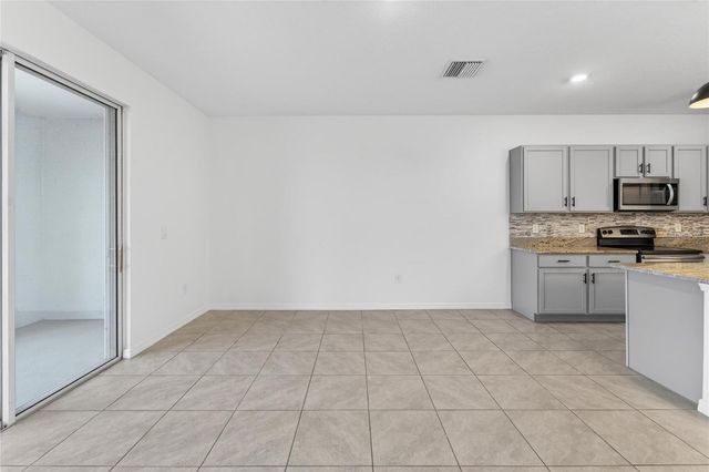 136 MANGROVE SHADE CIRCLE, Apollo Beach, FL 33572