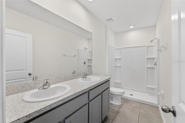136 MANGROVE SHADE CIRCLE, Apollo Beach, FL 33572