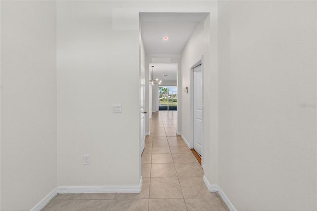 136 MANGROVE SHADE CIRCLE, Apollo Beach, FL 33572