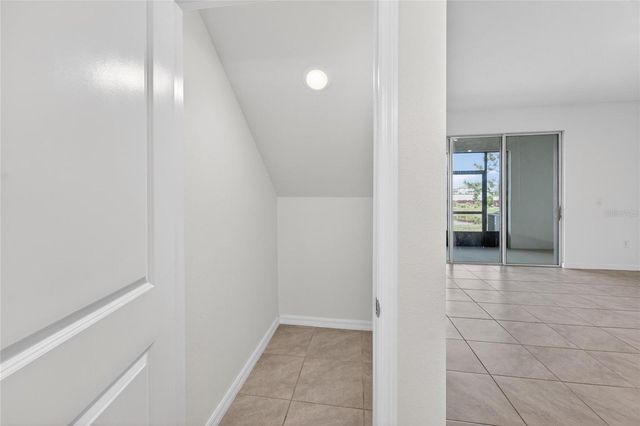 136 MANGROVE SHADE CIRCLE, Apollo Beach, FL 33572