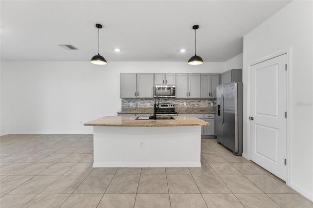 136 MANGROVE SHADE CIRCLE, Apollo Beach, FL 33572