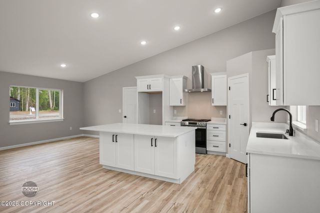 9462 W Palermo Circle, Wasilla, AK 99623