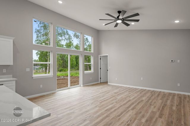 9462 W Palermo Circle, Wasilla, AK 99623