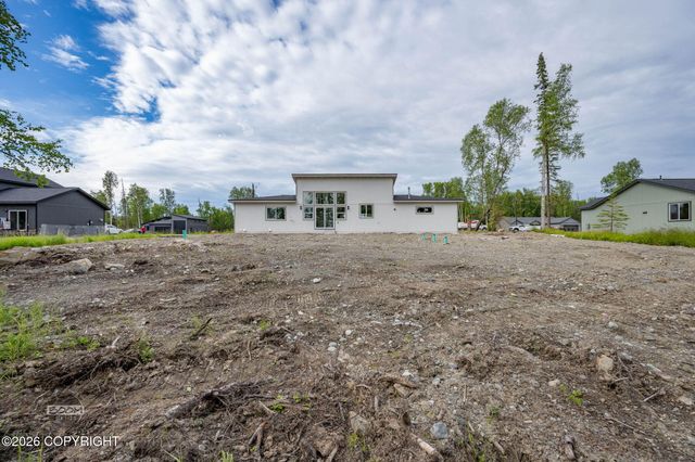 9462 W Palermo Circle, Wasilla, AK 99623