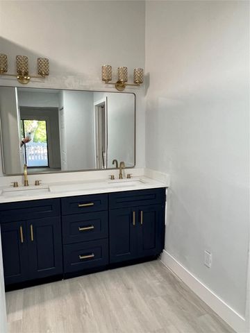 2033 Winners Circle, North Lauderdale, FL 33068