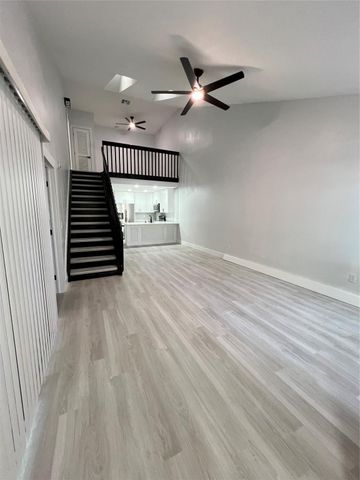2033 Winners Circle, North Lauderdale, FL 33068