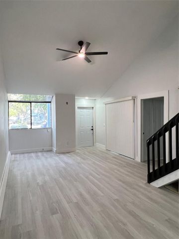 2033 Winners Circle, North Lauderdale, FL 33068